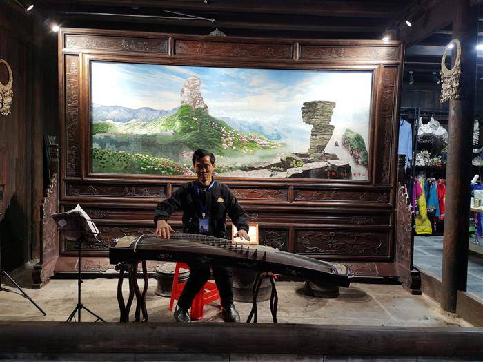 “2026万峰林马拉松”交通接驳指南来啦(图1)